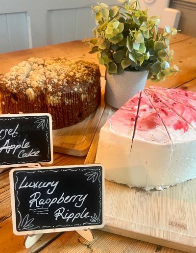 Café 46 Cakes and Tray Bakes